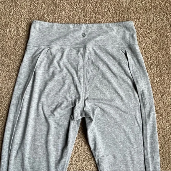 RARE Lululemon Superb Pant Sz 6 In Heathered Medium Grey - Picture 7 of 8